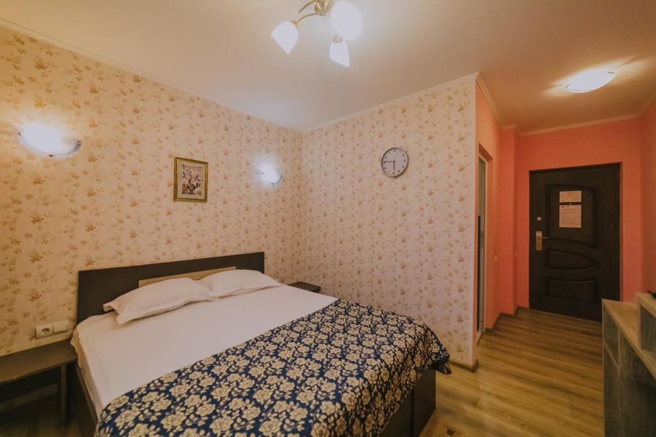 Hostel Denisa Buzău Dış mekan fotoğraf