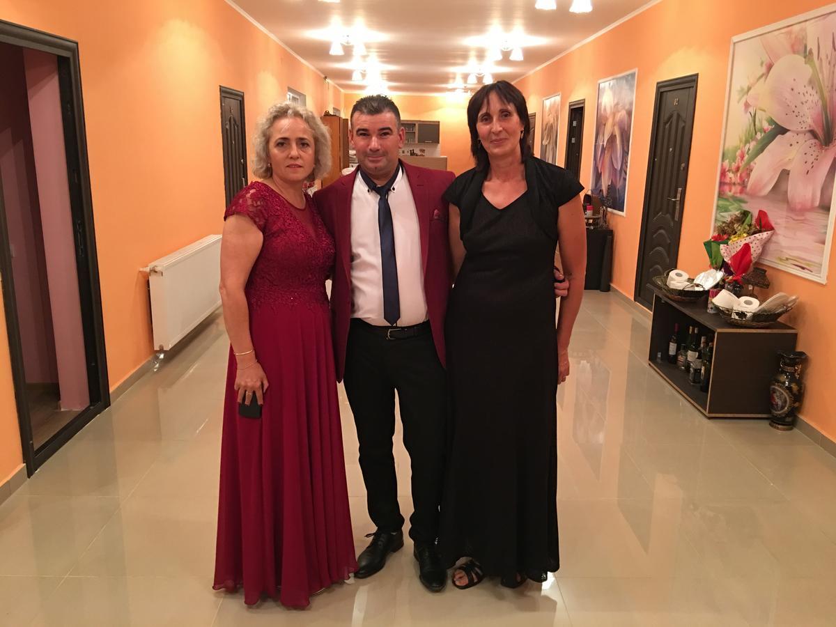 Hostel Denisa Buzău Dış mekan fotoğraf