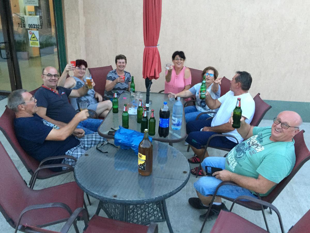 Hostel Denisa Buzău Dış mekan fotoğraf